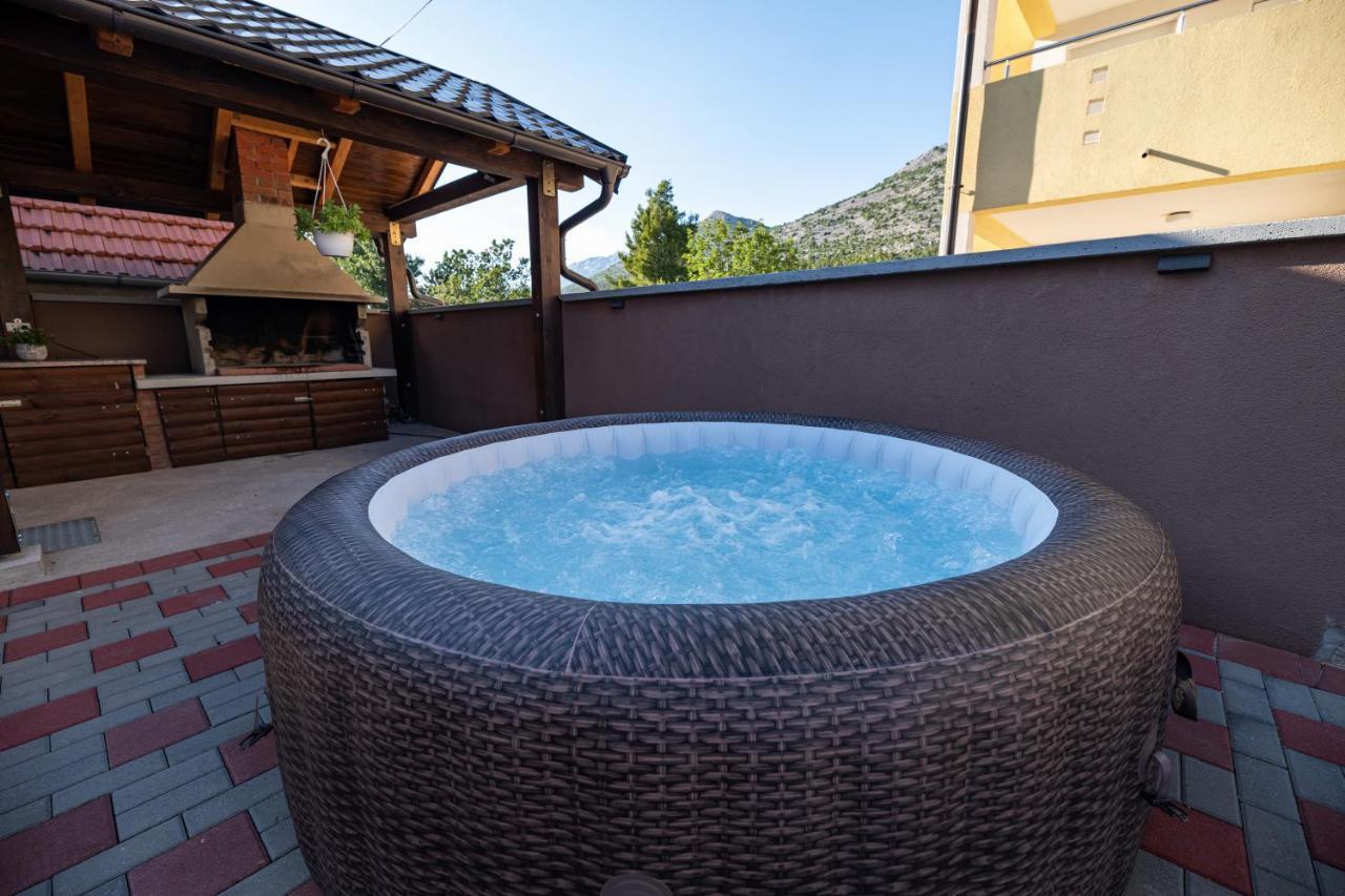 Apartment Lucija