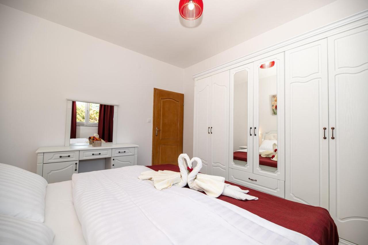Lucija Apartment Starigrad Paklenica