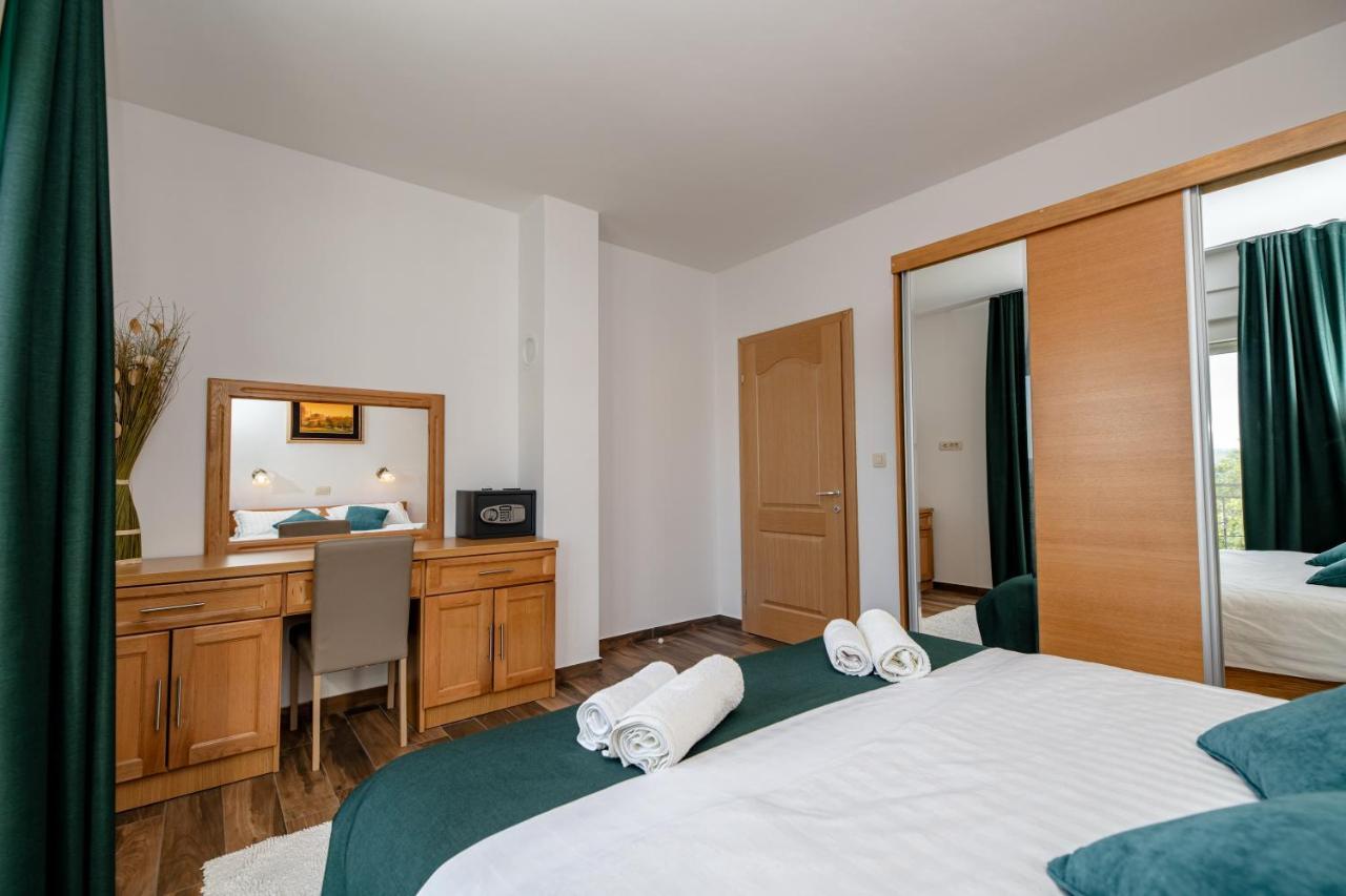 Lucija Apartment Starigrad Paklenica