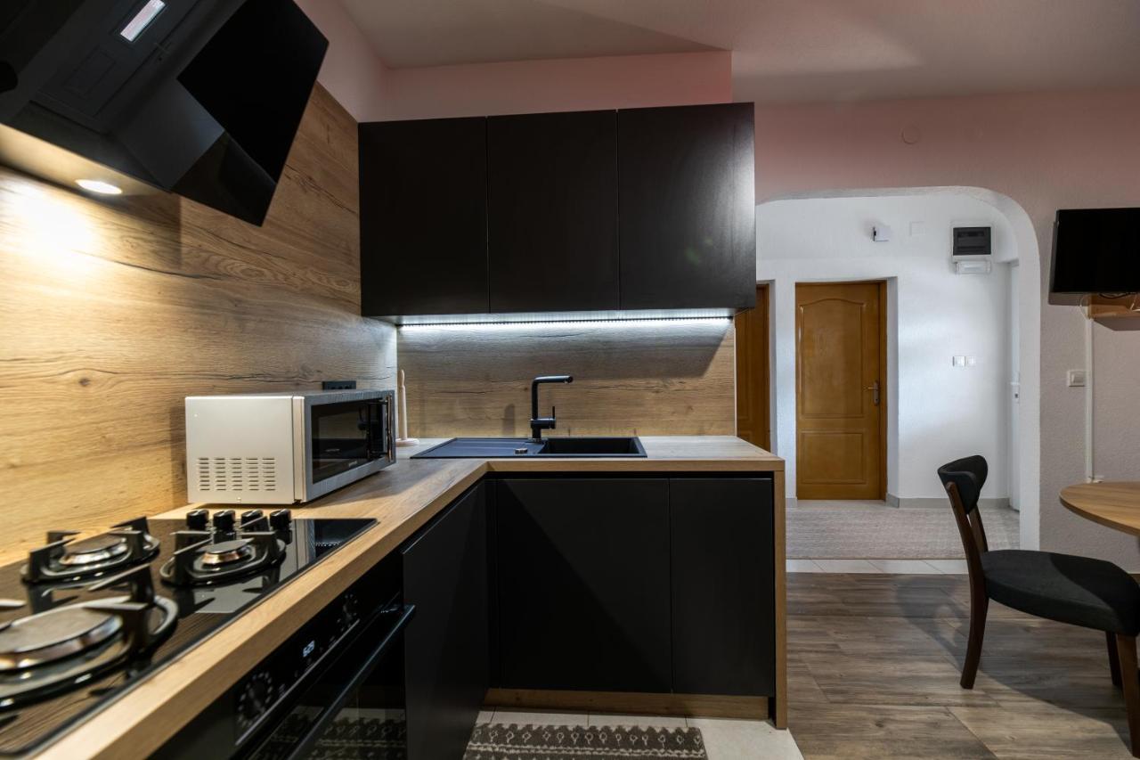 Apartment Lucija *