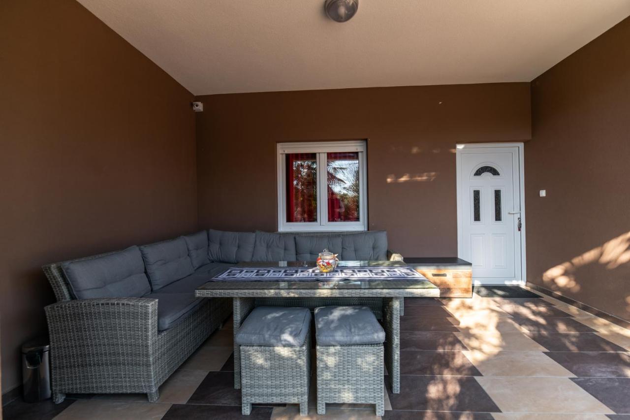 Lucija Apartment Starigrad Paklenica